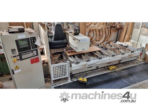 Morbidelli cnc boring and routing centre