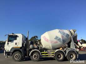 2015 Isuzu FYJ 2000 Cement Agitator - picture2' - Click to enlarge