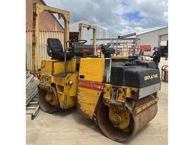 DYNAPAC TWIN DRUM ROLLER - picture0' - Click to enlarge