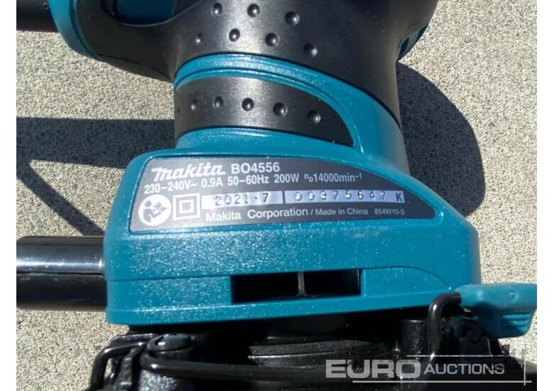 Makita finishing sander online bo4556