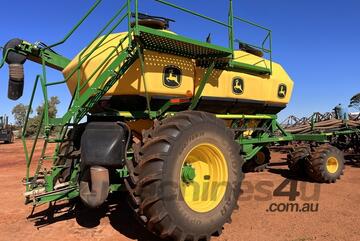 2020 John Deere 1910 Air Carts