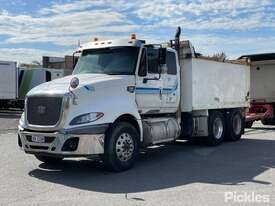 2010 Caterpillar CT 700-15L Tipper Sleeper Cab - picture1' - Click to enlarge