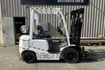   TCM 2.5t Counter balance Forklift