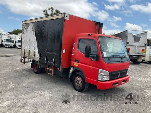 2006 Mitsubishi Canter 7/800 Curtain Sider