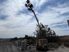 2007 JLG Industries lighting tower - picture0' - Click to enlarge