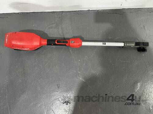 Milwaukee Cordless Outdoor Power Head