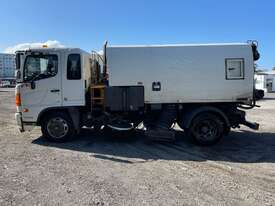 2016 Hino FE500 1426 Dual Control Road Sweeper - picture2' - Click to enlarge