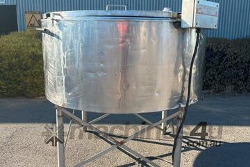 SS Insulated Tank with Electric Heating
