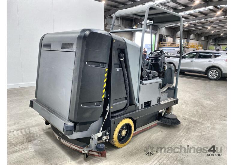 Used 2016 Karcher 2016 Karcher B300 R I LPG Ride-On Scrubber-Dryer And ...