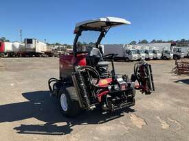 Toro ReelMaster 7000D Ride On Mower (Out Front) - picture0' - Click to enlarge