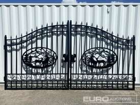 Unused Greatbear 4.2m Bi-Parting Iron Gate  - picture0' - Click to enlarge