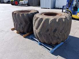 2 x Valmet Forwarder 890.3 Wide Flotation Rims & Tyres - picture1' - Click to enlarge
