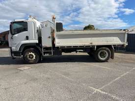 2017 Isuzu FVR Tipper Day Cab - picture2' - Click to enlarge