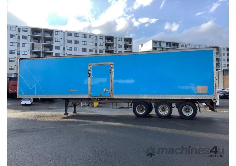 caption 2007 Vawdrey VB-S3 44ft Tri Axle Pantech Trailer