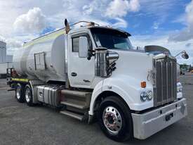 2018 Kenworth T610SAR Fuel Tanker - picture0' - Click to enlarge