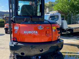 Kubota KX040-4 Tilt Hitch and Angle Blade - picture2' - Click to enlarge