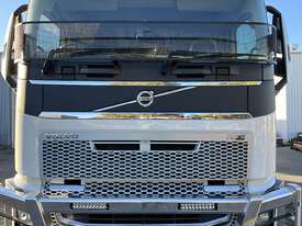 2019 Volvo Euro 5 600 FH 16  6x4 Prime Mover - picture2' - Click to enlarge