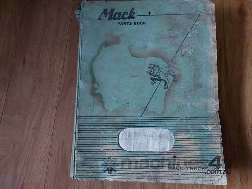 MACK Early R Model Parts Manual