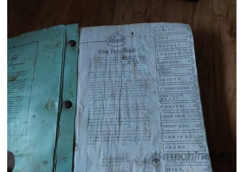 MACK Early R Model Parts Manual
