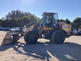 2018 Case 621F Articulated Wheeled Loader - picture2' - Click to enlarge