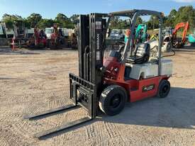 Nissan PJ02A25U Forklift (Container Mast) - picture1' - Click to enlarge