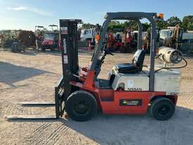 Nissan PJ02A25U Forklift (Container Mast) - picture2' - Click to enlarge