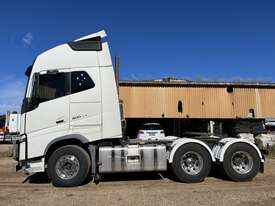 2016 Volvo FH16 Prime Mover - picture2' - Click to enlarge