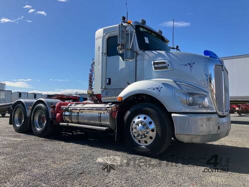 2016 Kenworth T409 Prime Mover Day Cab