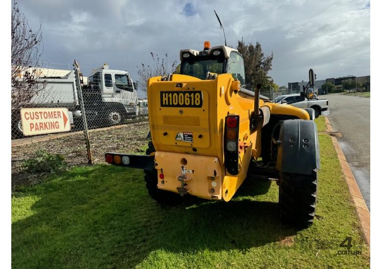 caption Telehandler JCB 550-140 2014 5 Tonne 14m 2014 3988hrs