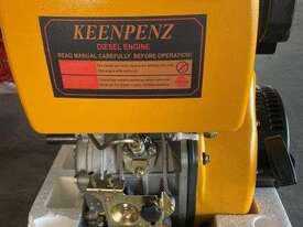 Keenpenz 10hp Diesel Electric Start Motor (as new) - picture1' - Click to enlarge