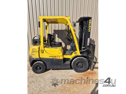 2012 Hyster 2.5T LPG Forklift with Container Mast