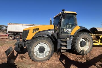 2009 JCB 8250 Row Crop Tractors