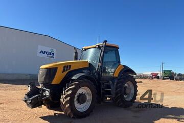 2009 JCB 8250 Row Crop Tractors