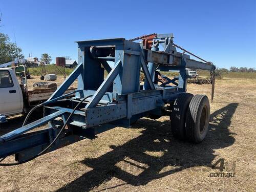 Hydraulic Tow Behind Crane