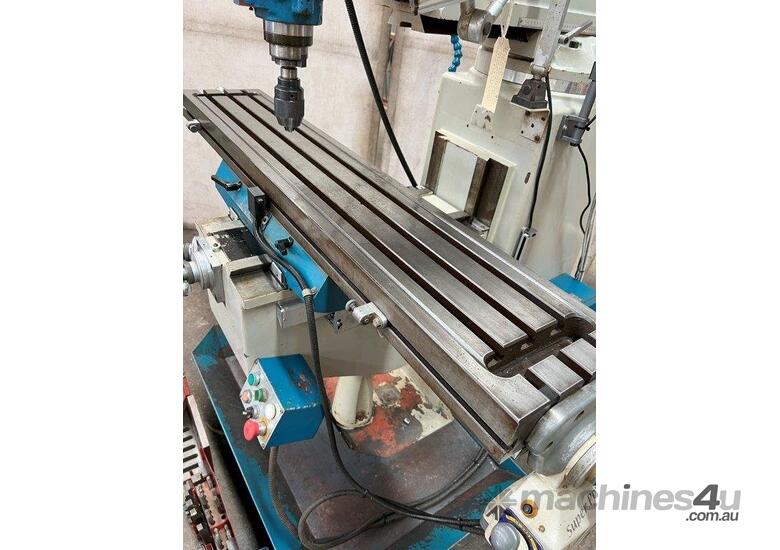 HAFCO Metal Master BM-40V turret milling machine with DRO & tooling