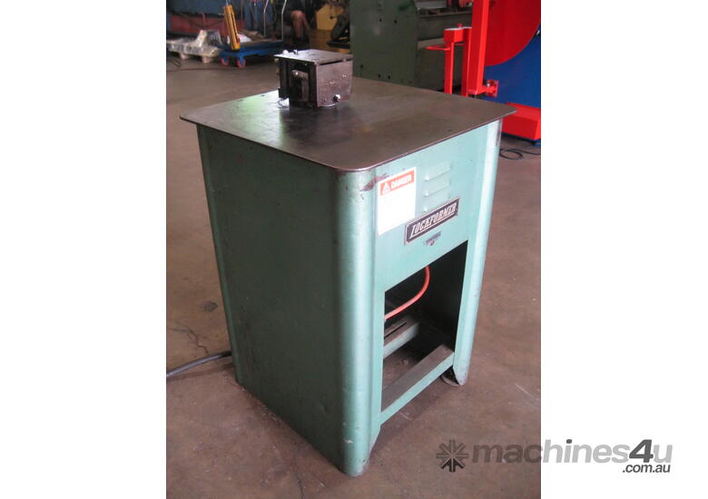 Lockformer 20 Gauge Power Flanger