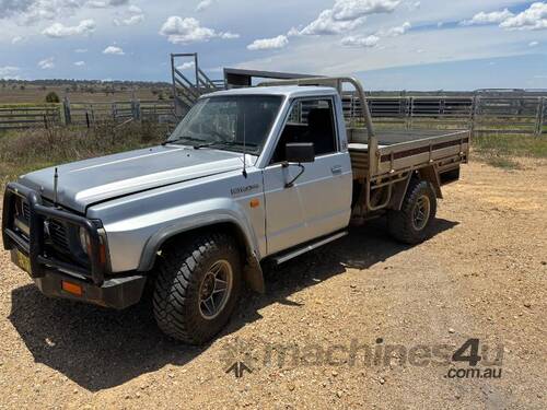 1992 Nissan Patrol ute