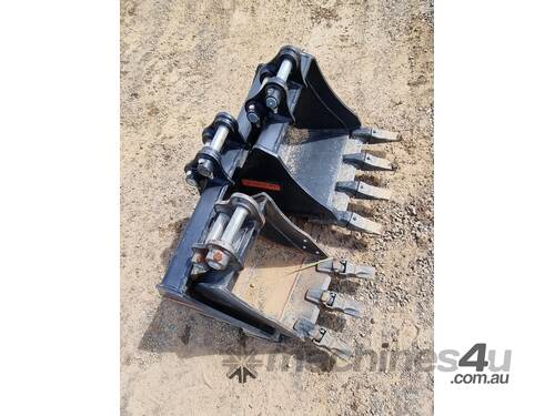 3x Bucket pack for 1.7t Excavator