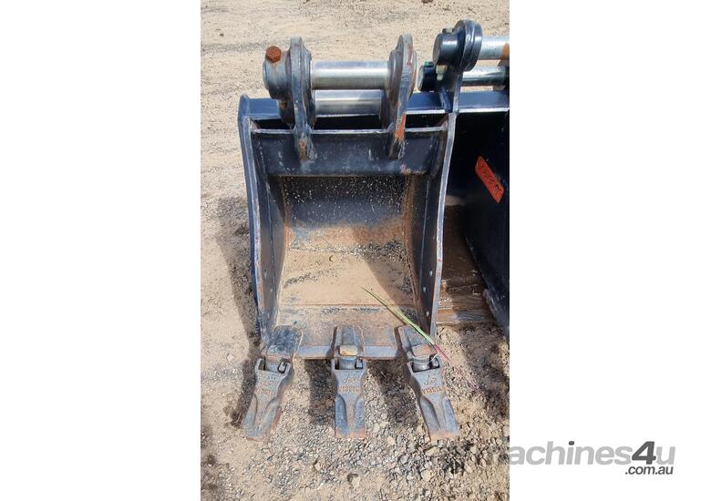 3x Bucket pack for 1.7t Excavator