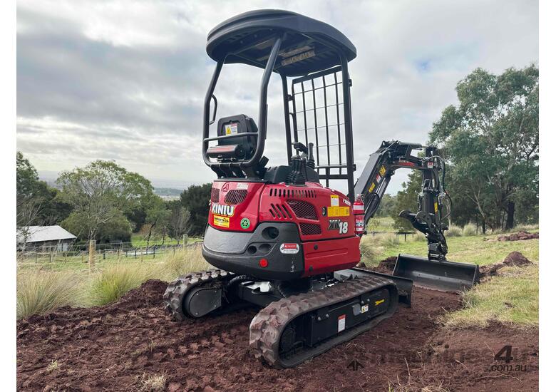 caption Mini Excavator 1.8 T RHINOCEROS XN18 Package Deal, 3 Cyl Japanese Engine