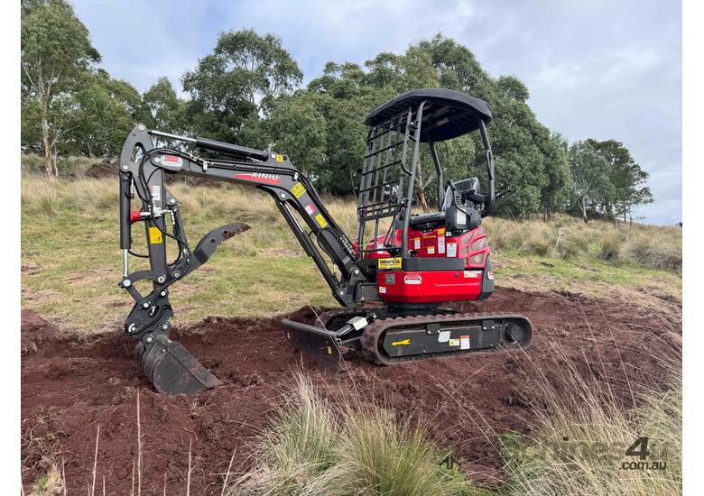 caption Mini Excavator 1.8 T RHINOCEROS XN18 Package Deal, 3 Cyl Japanese Engine