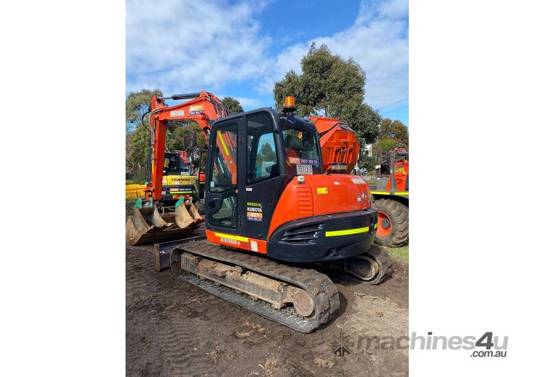 caption 2018 Kubota Kx080