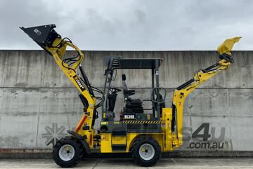 Hyload Mini Backhoe   BL30X