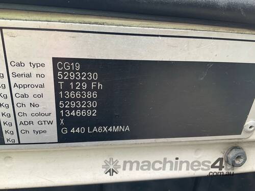 caption 2012 Scania G440 Prime Mover Sleeper Cab