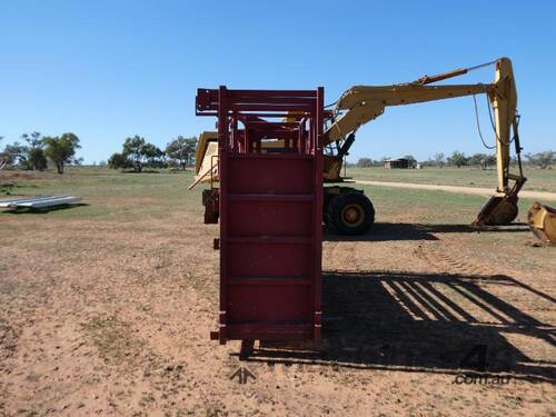 caption RPM CATTLE CRUSH