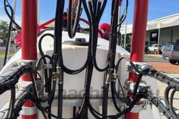 Croplands Quantum Mist 2 Row Pull Sprayers Croplands Quantum Mist 2 Row Pull Sprayers