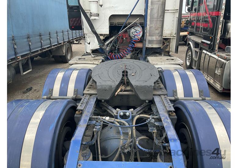 caption 2011 Kenworth K200 Big Cab 6x4 Sleeper Cab Prime Mover