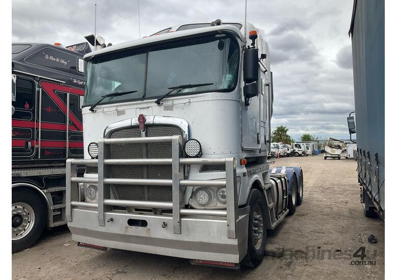 caption 2011 Kenworth K200 Big Cab 6x4 Sleeper Cab Prime Mover