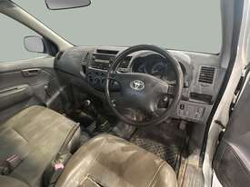 2007 Toyota Hilux Workmate (4x2) Single Cab Ute (MY05) - picture1' - Click to enlarge