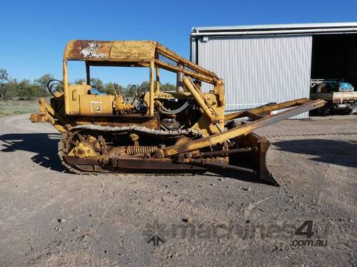 CAT DOZER